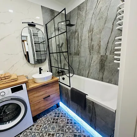 Debowa 10 アパート